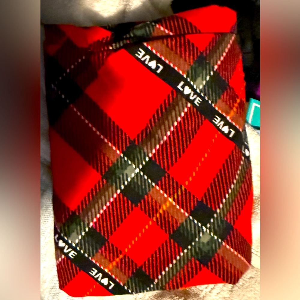 [No Boundaries] Red plaid buttery soft leggings